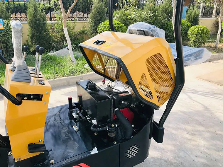 Hydraulic EPA Engine Trench Garden CE Mini Excavator